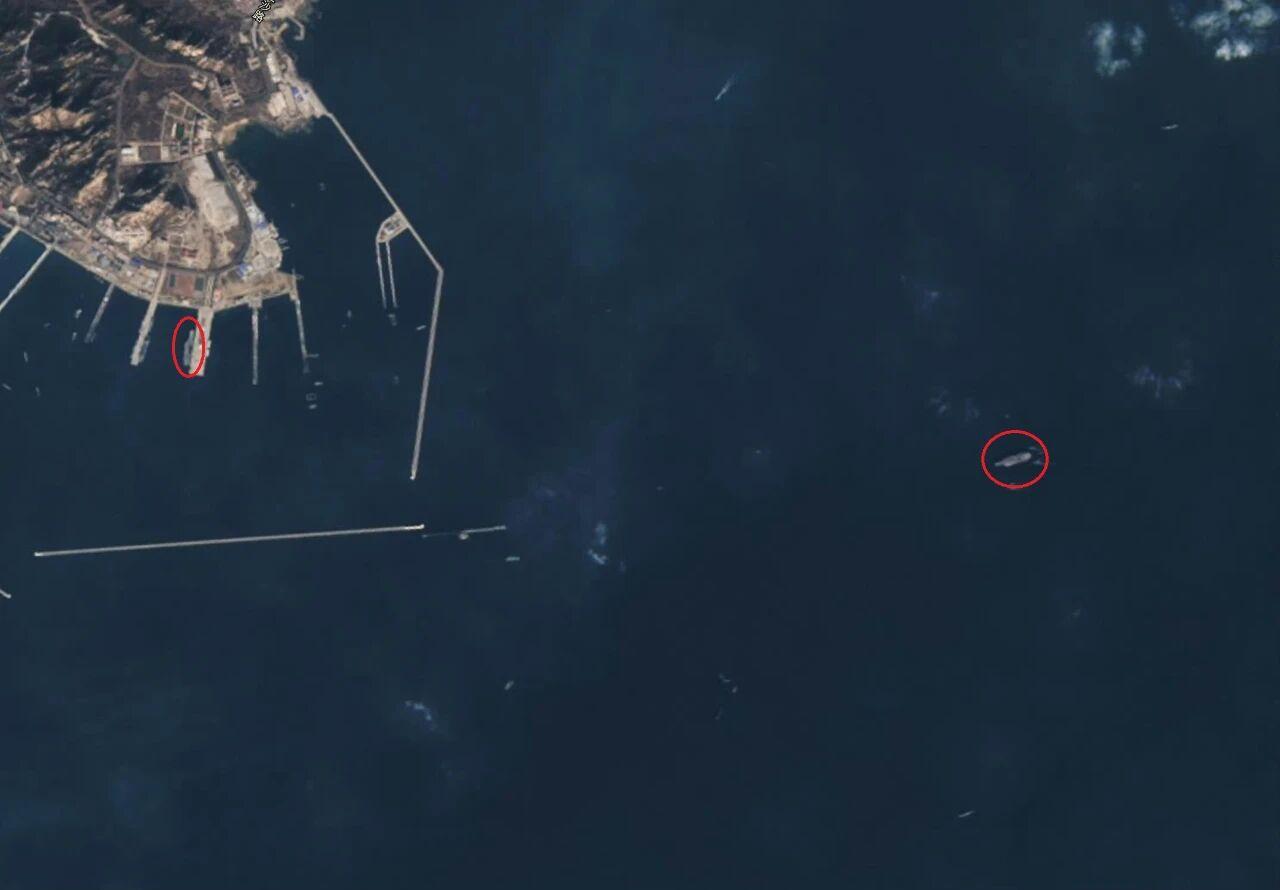 从卫星图上可以肯定，“福建舰”北上后没有返航造船厂“维修”，而是抵达青岛某军港与