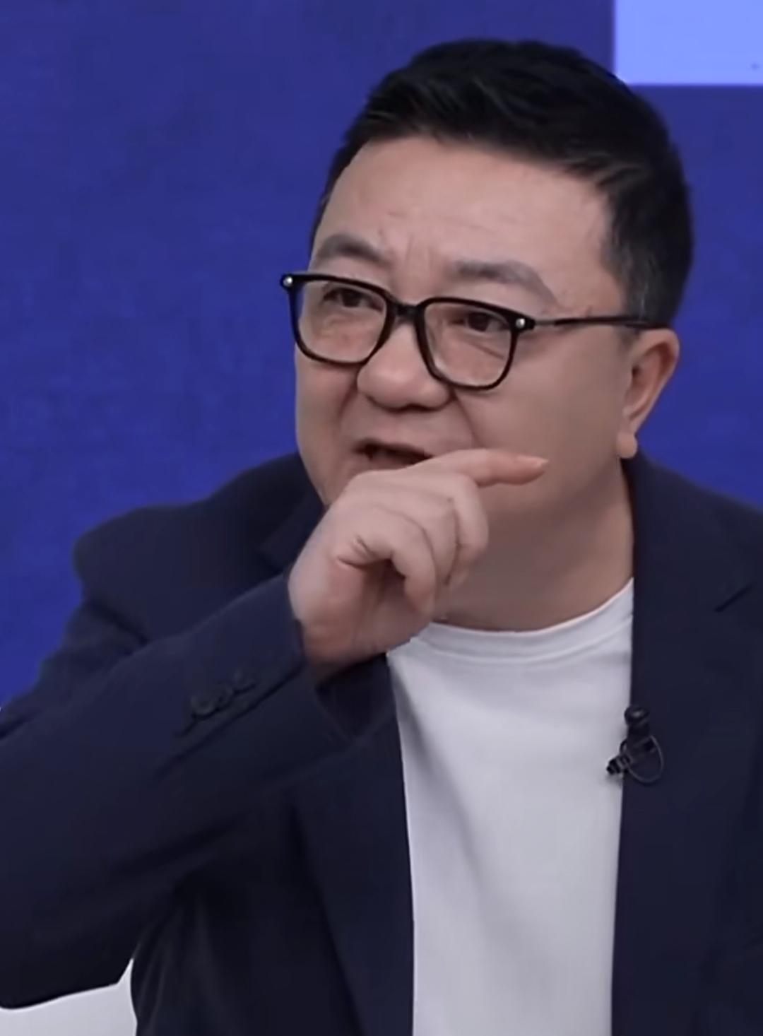 东帝汶球员平均月薪约为50美元（人民币357元），不足苏超球员的1/10！U2