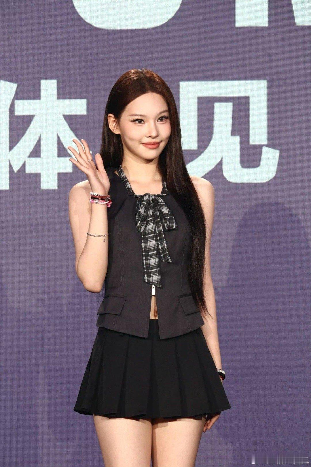 A2OMAY生图状态A2OMAY媒体见面会简直是颜控盛宴！五张脸各有千秋，辨