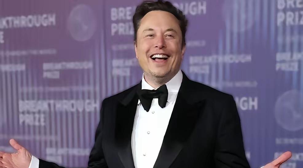 美国大富豪马斯克12月19日公开表示，人工智能和机器人的时代将为所有的人带来可持