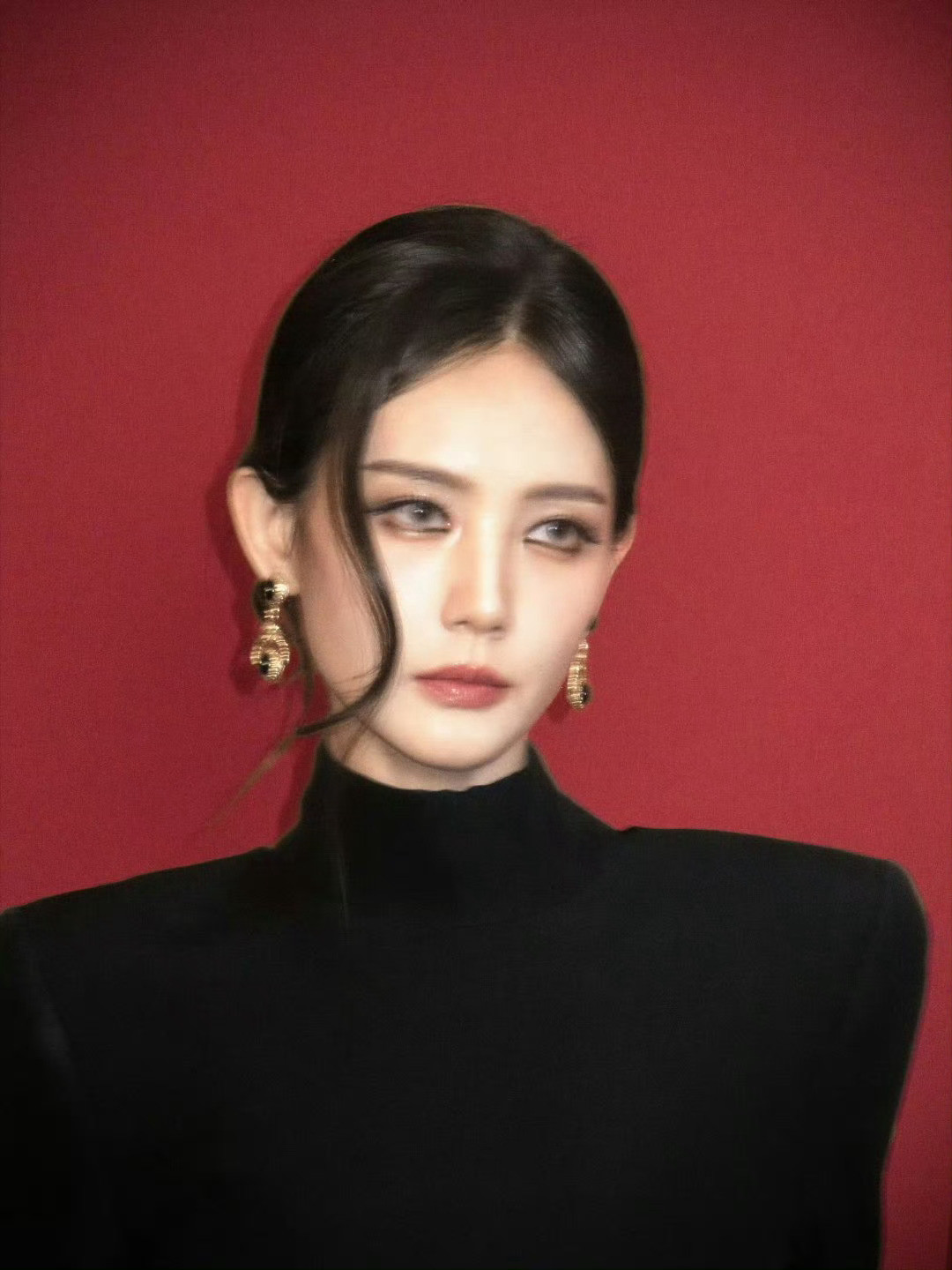 李一桐今天也是我的梦女吗🤩没有不迷恋李一桐的义务！梦女出动，好一个美杜莎，