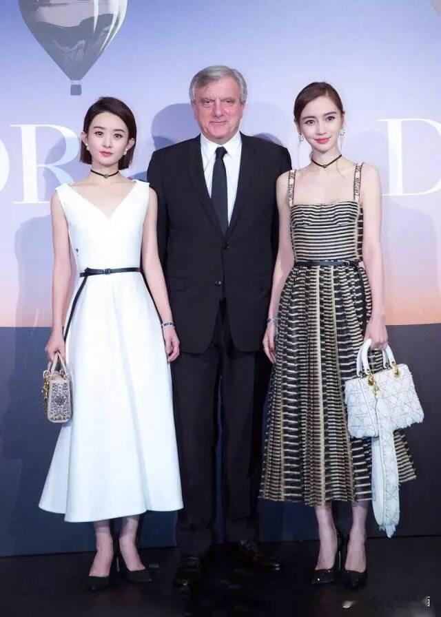 一直以来很多人在吹捧杨颖的颜值有多么的高，其实她跟赵丽颖的同台合影，还没有赵丽颖