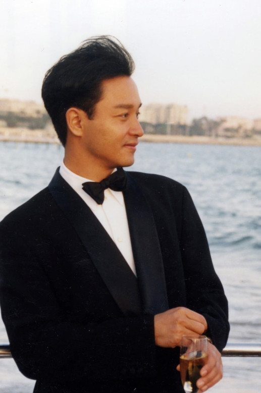 向太曝张国荣离世内幕：不是因抑郁症自杀，称自己内疚了22年近日，向太曝张国荣自