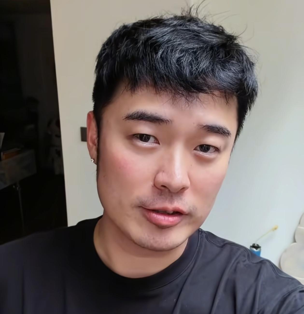 李晨郑恺孙艺洲都去锻炼了，陈赫的讨论区先沸腾了。花小龙不跟你讲道理，空腹有氧，力量训练，一天下来直接