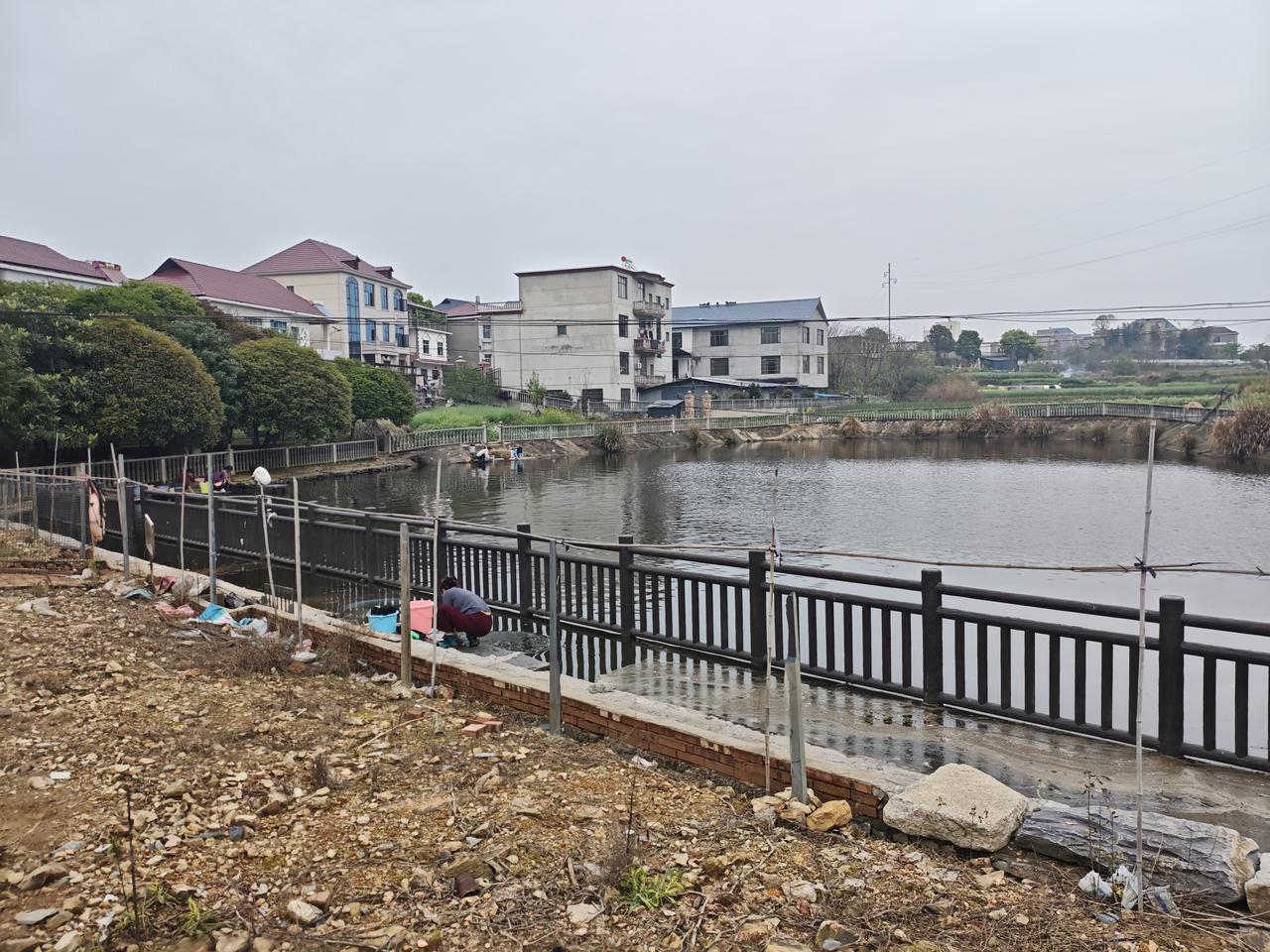 继一次性餐具后，农村又流行起新物件了不知道你们有没有注意，农村不知道从什么
