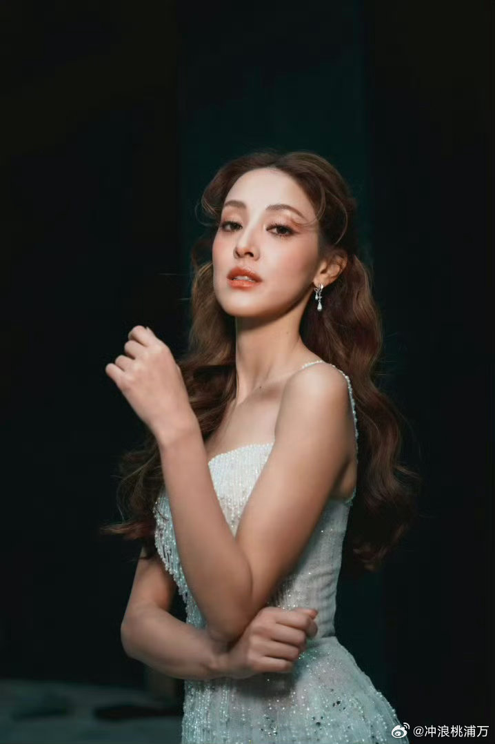 李心洁谢楠陈凯琳徐洁儿雨爱有点惊喜了！一公分组选曲李心洁谢楠陈凯琳徐洁儿唱《雨爱