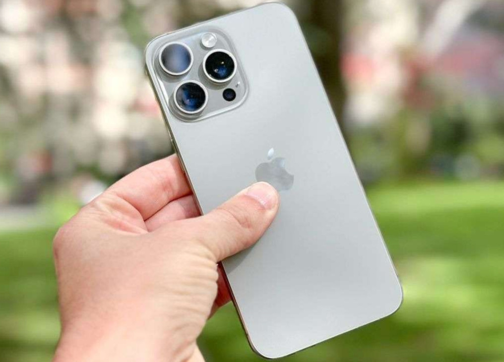 作为一个十年的iPhone用户，我坚持用苹果手机的最大原因，就是因为iPhone