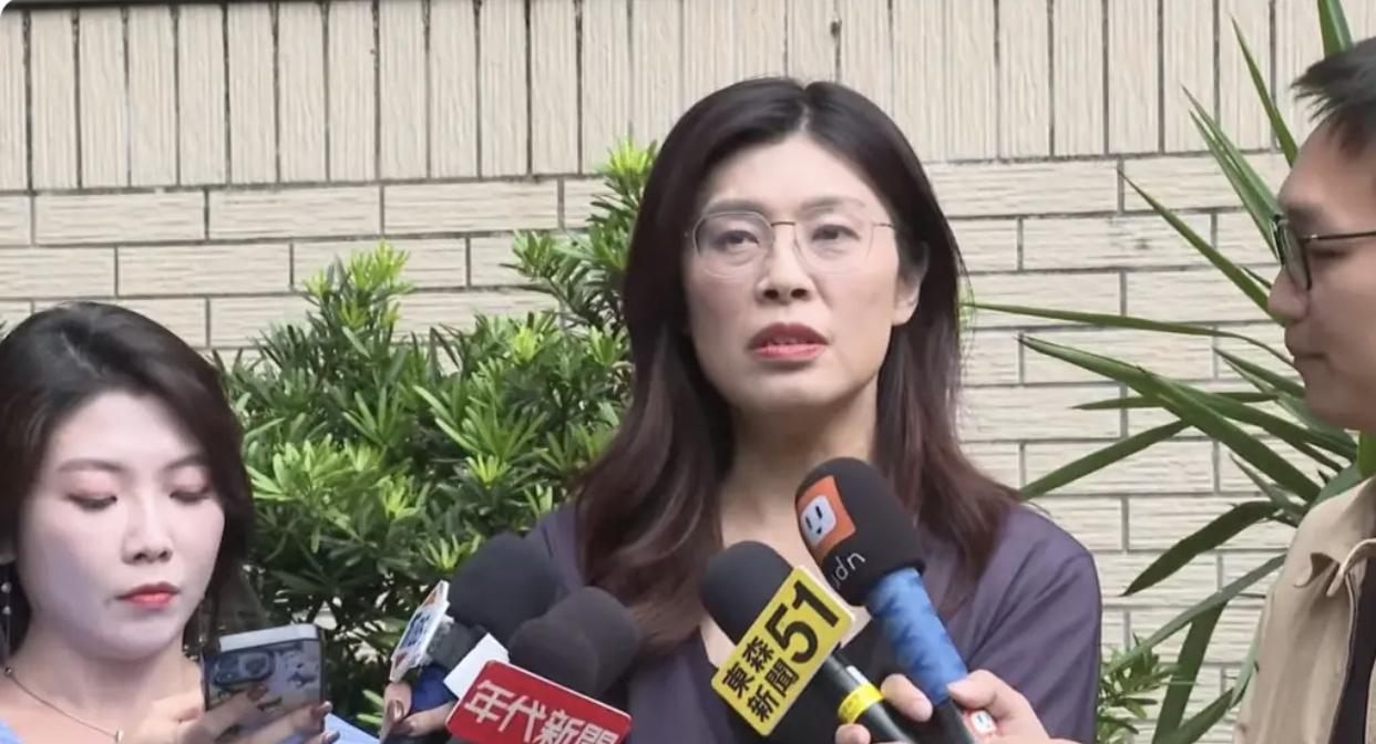 郑丽文这波操作够狠!上任前就放话