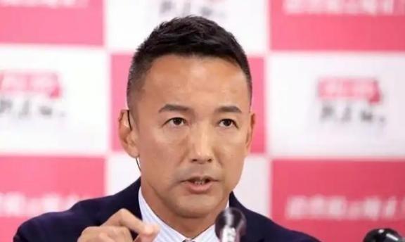 日本议员表示，与中国发生战争，东京只要接一发导弹日本就会完蛋！山本太郎在公开场合