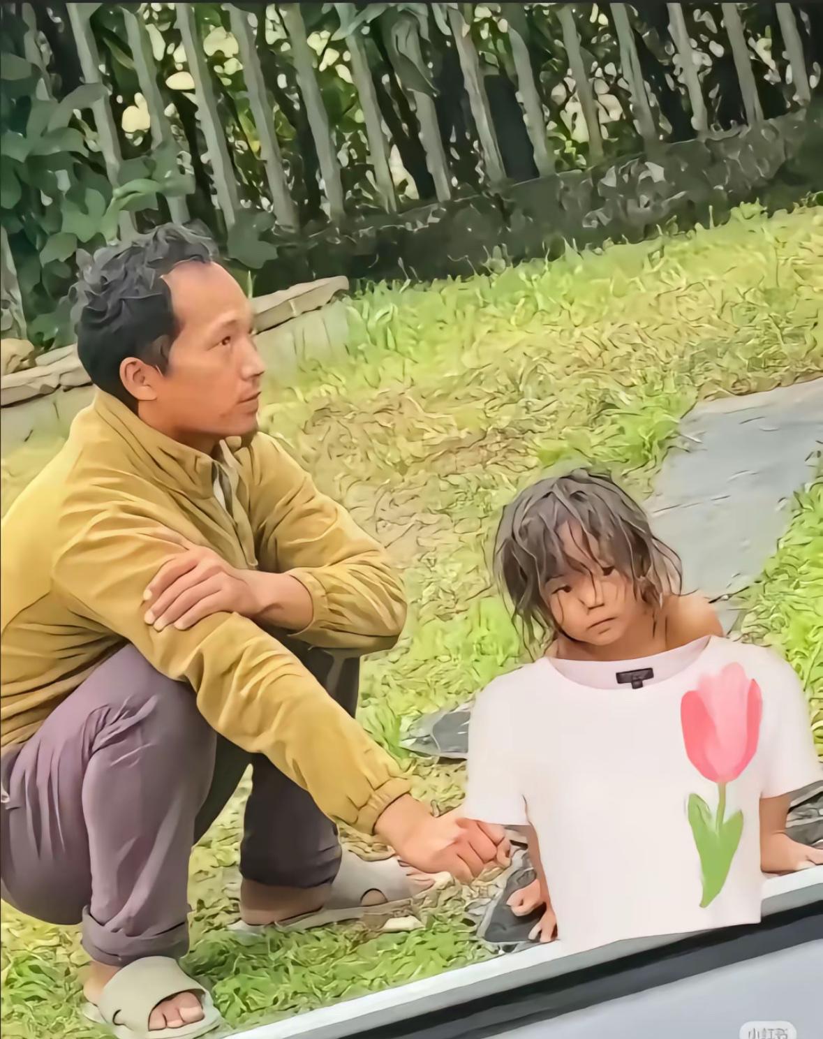 每天都在等你的消息，将近半个月过去了，杳无音信。你出来好吗，别和阿姨藏猫猫了，听