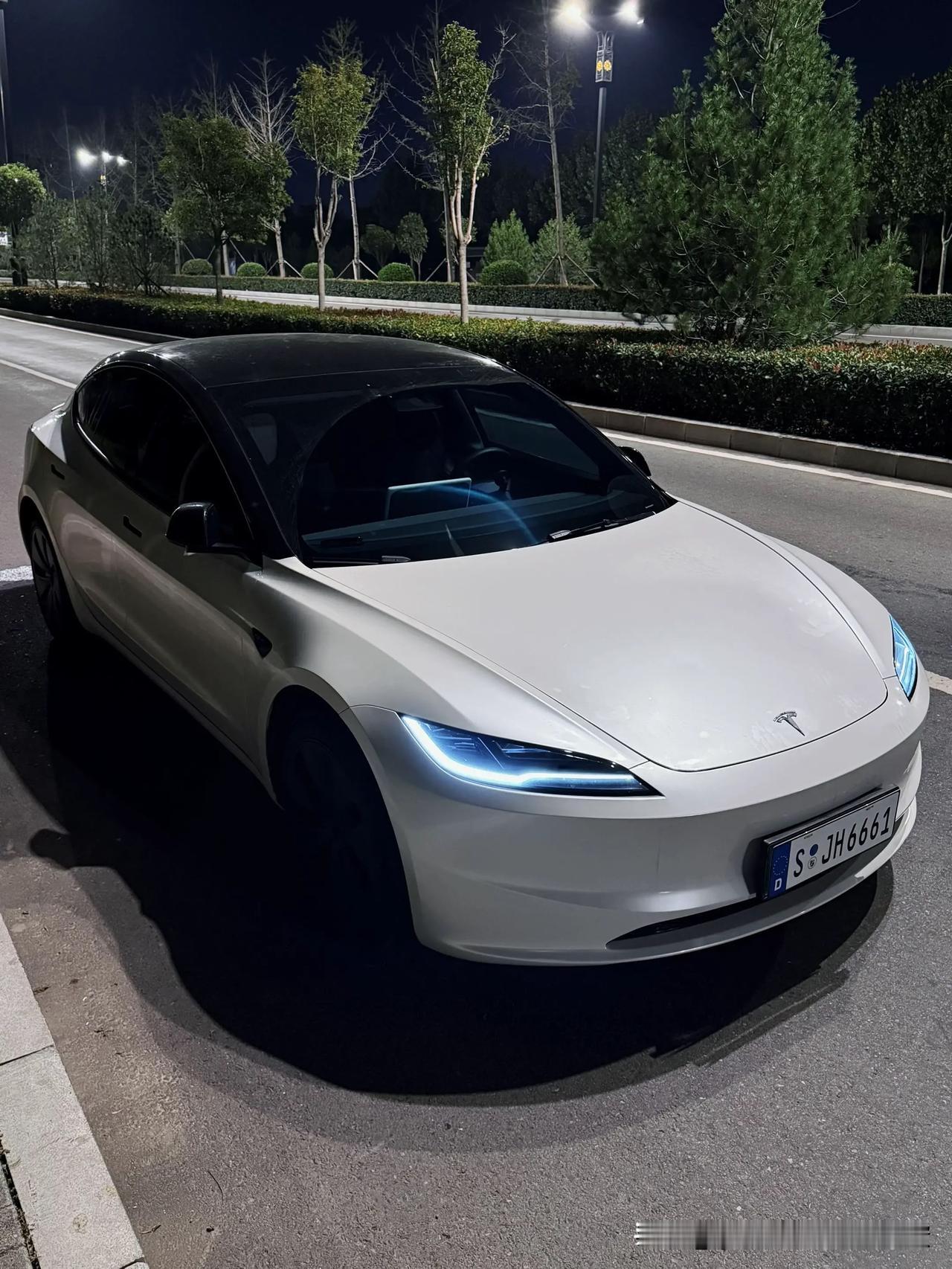 三餐安稳，睡眠踏实，心里没烦恼，身边有牵挂。有事可做，有人陪伴，累了能歇，难过