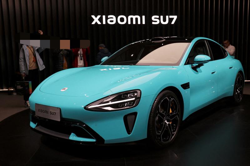 他们都说买一辆新车的新鲜感，一般是三个月，最多是半年。朋友买了辆新能源电动车