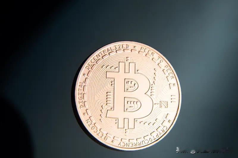 MichaelSaylor最近对比特币的理解，又往前走了一步。他认为，货币