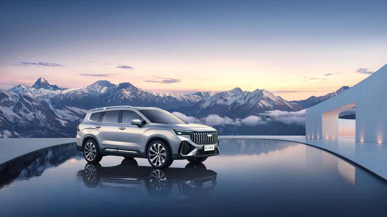 第三代吉利豪越L外观和内饰发布，释放的信息不多，咱们过一过。外观很熟悉了，最新的