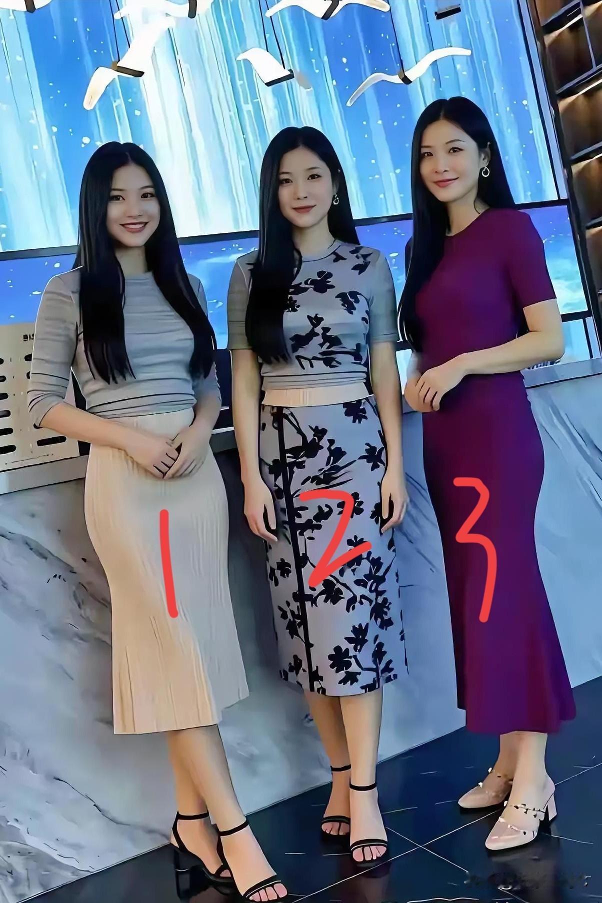 三个女人一台戏！都是大美女！显示出现代女人的韵味，雍容大方，国色天香，气质非凡，