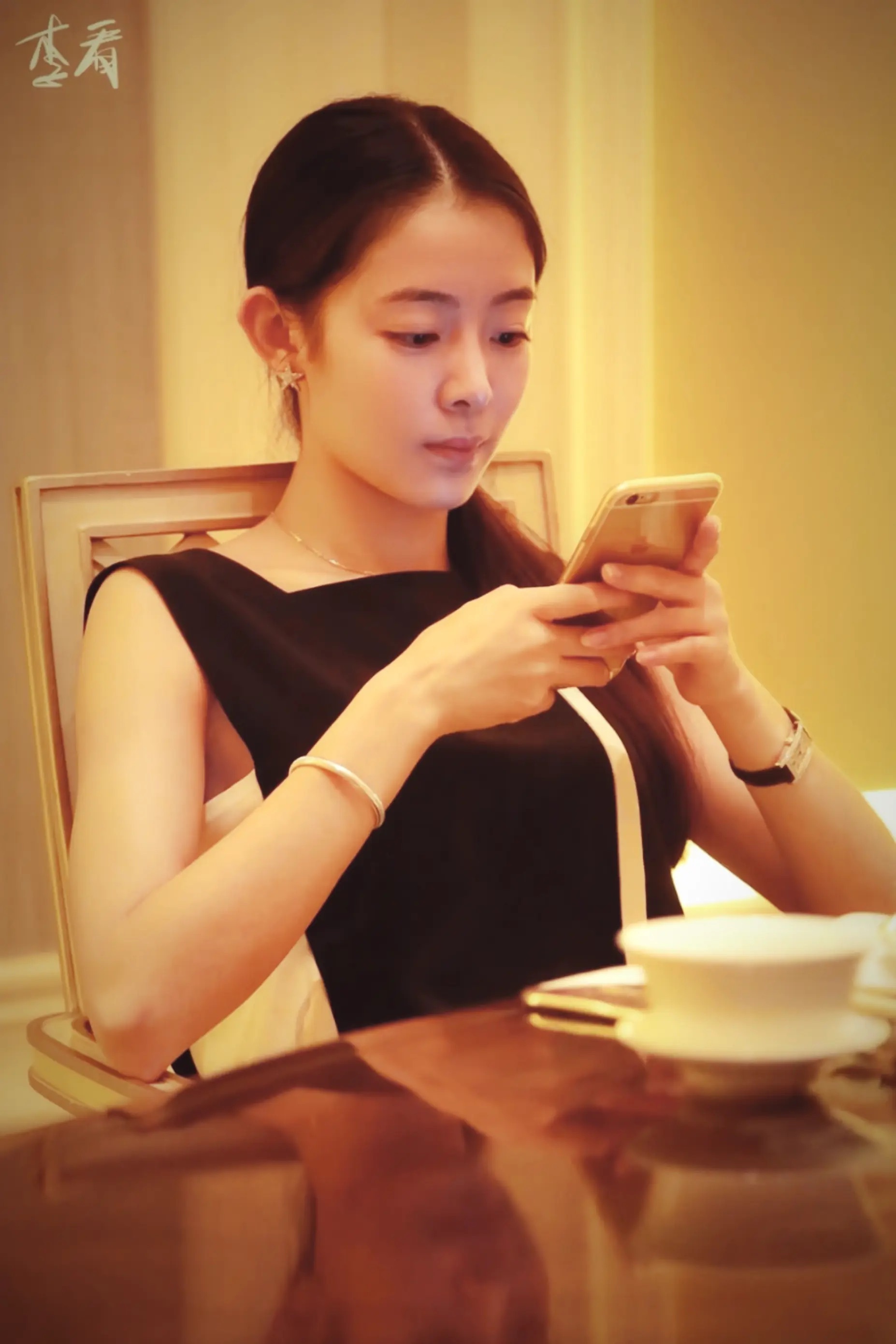 早期的花宵一舞蹈家气质名字也很小说女主像盛宴也像盛宴结束….