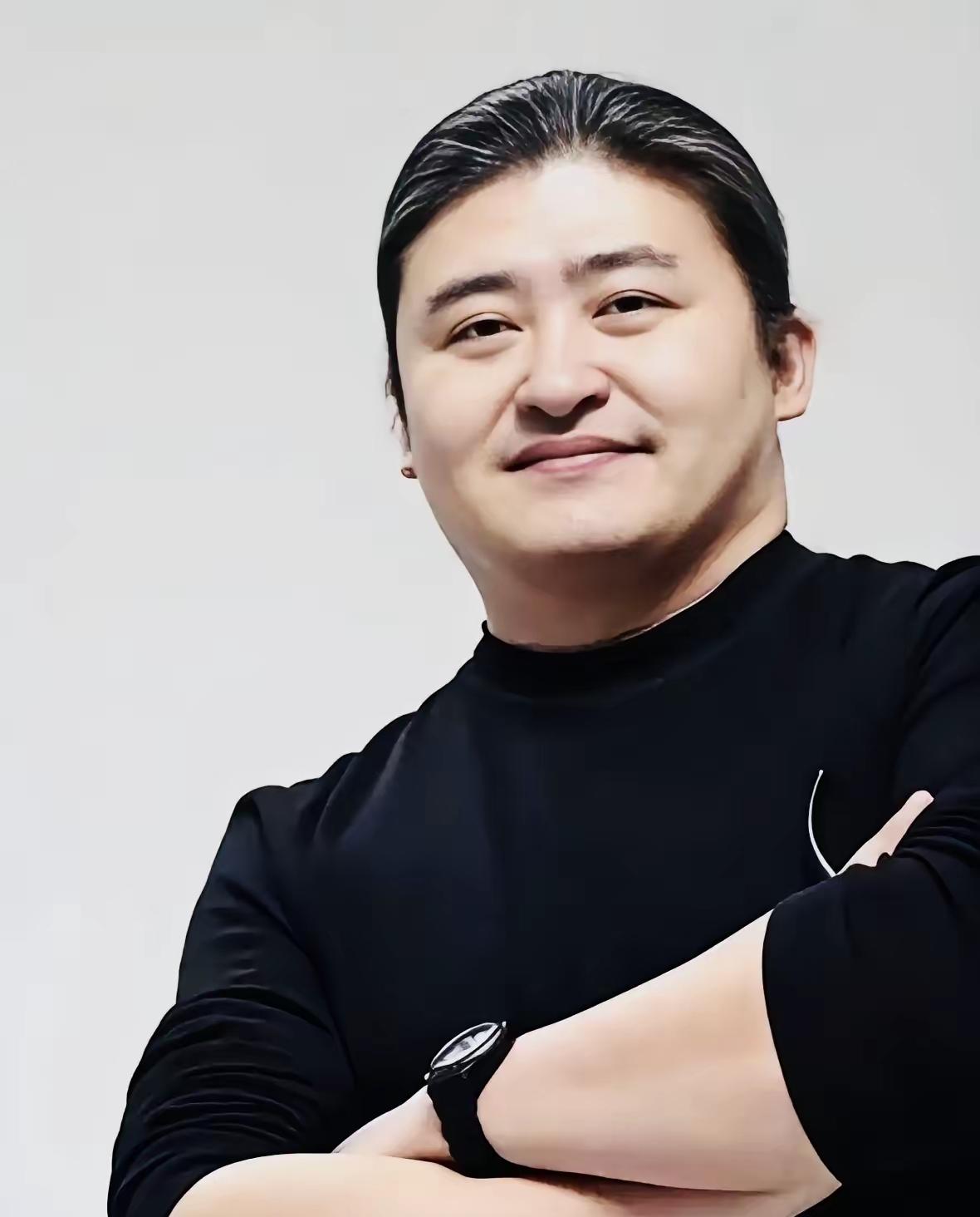 我问了我学医的朋友，为什么刘欢才63岁，会这么严重。没想到朋友叹了一口气说，