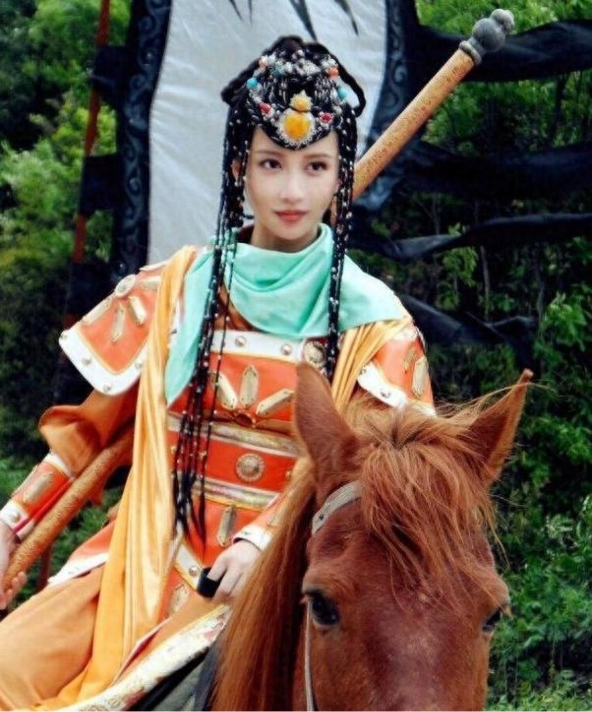 唐朝时期，薛刚卧虎山招亲，与小姐纪鸾英成就百年好合，他哪里知道，他的妻子日后居然