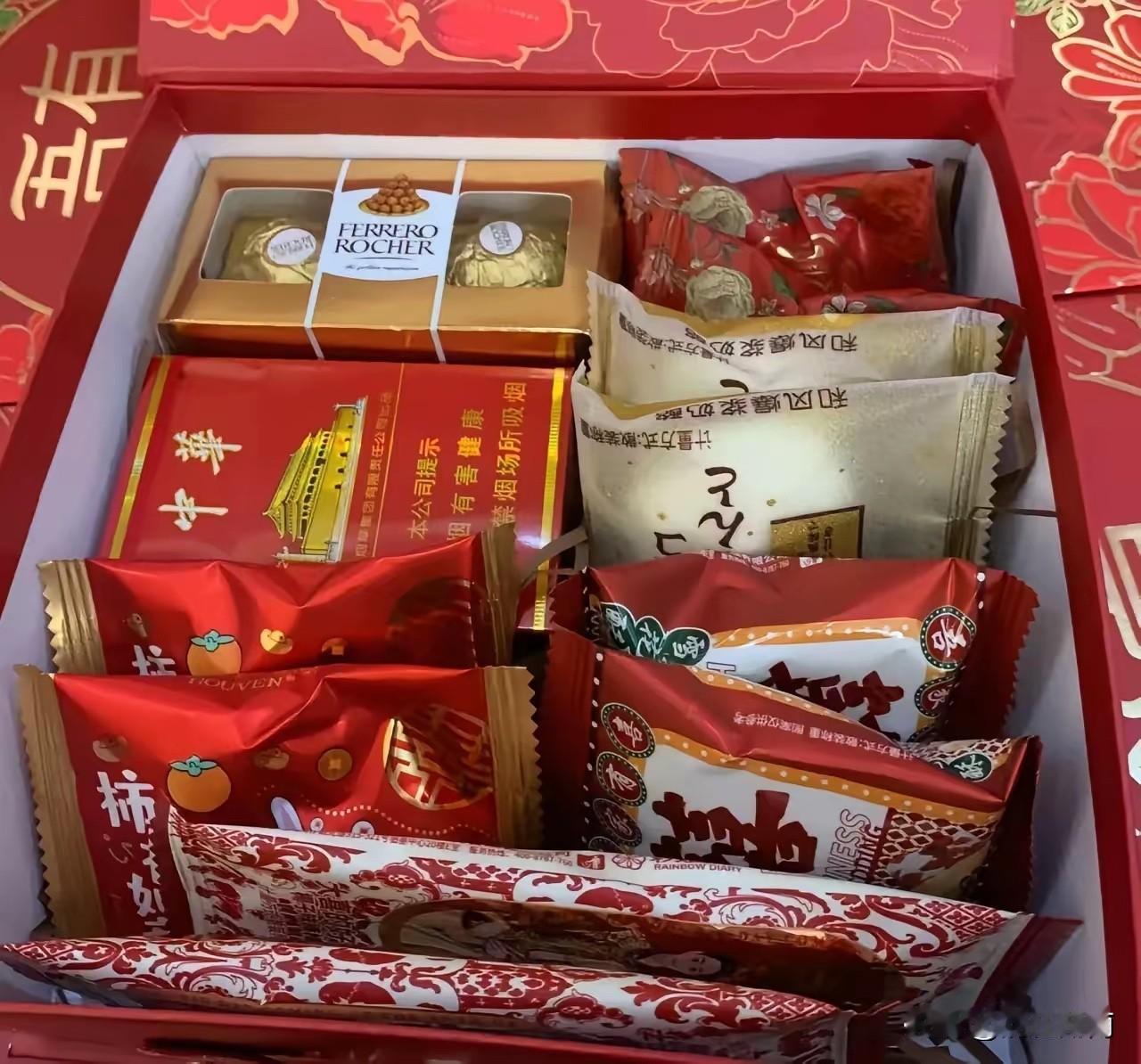 同事家儿子结婚，散给我们每人一包喜糖，我没多想，随手丢在了车上。那天接女儿放学