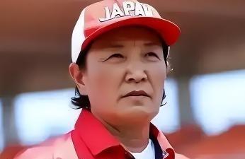 “我放弃中国国籍，成为一名日本人，就是为了打败中国队”。一个出生在北京的垒球天