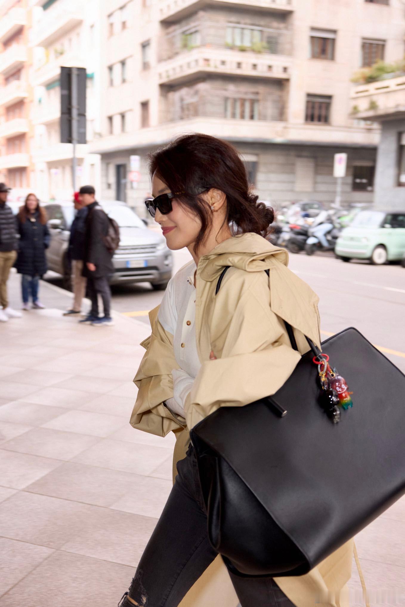 舒淇抵达米兰，即将出席BottegaVeneta秋冬大秀✌🏻舒淇女王抵达米兰