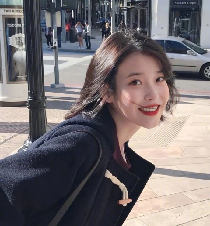 神仙妹妹IU李知恩
