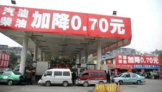 民营加油站的优惠，真的令车主伤不起。春节用车1900公里，几乎全是高速（泉南线