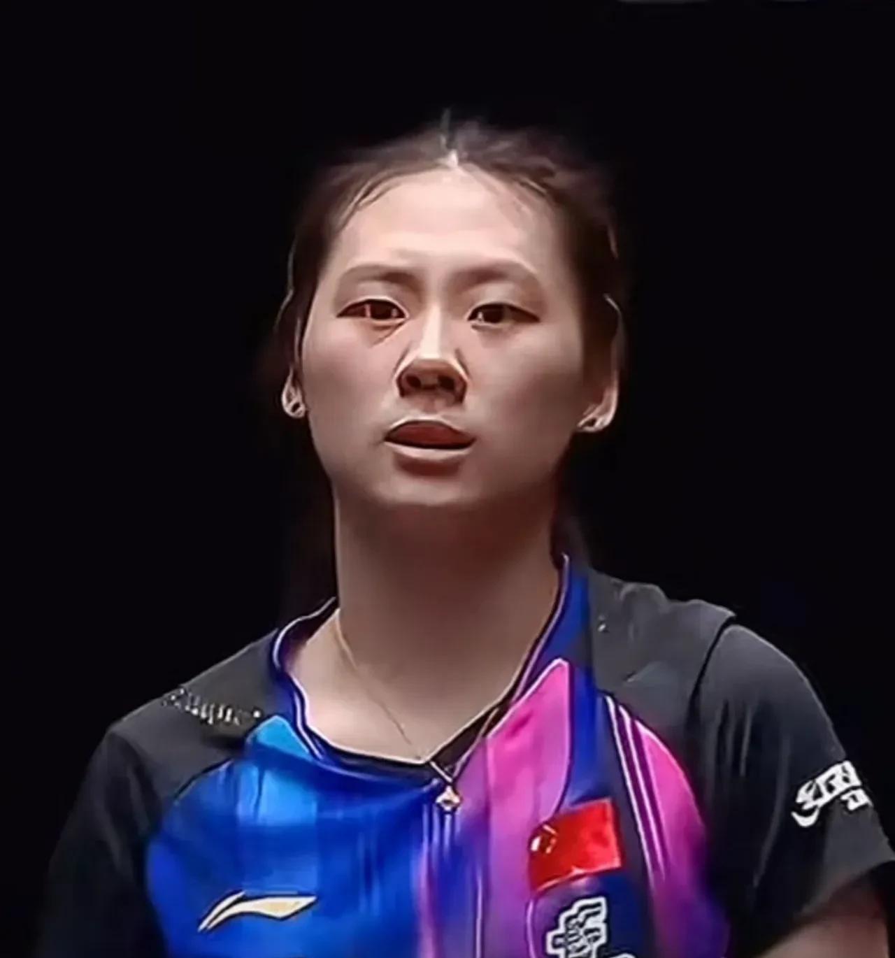 据说陈熠比国乒大部队提前5天到美国，参加美国大满贯。他提前训练，对场地球台都已