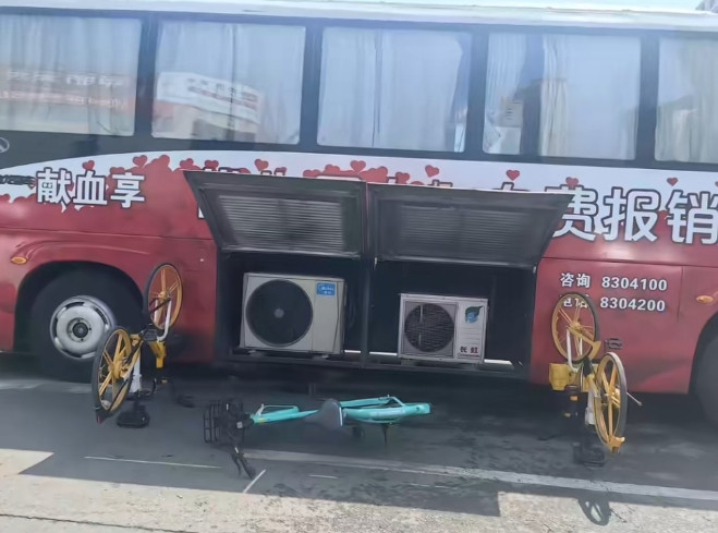 本来想去献个血的，可是看到这一幕，我真的犹豫了。到底要不要献呢？