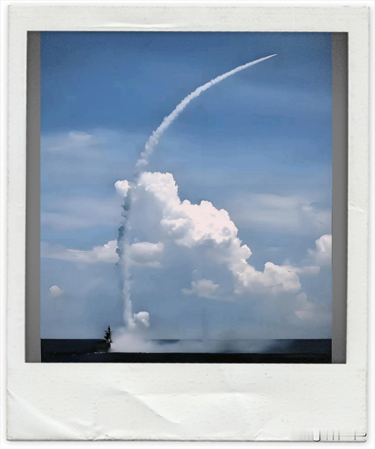 最新的消息，中国开始对美国出手了!中国公开宣布——对美国20家，向台售武的军火