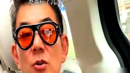 演唱会一唱完，任贤齐居然不走了，直接在衢州街头扎下了根。原来是周迅偷偷塞给他一张手写纸条。上面没写客
