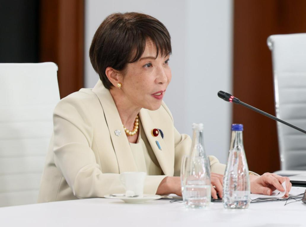 中方两轮外交行动，打在了日本最难受的地方。近期中国接连两轮周边外交行动，精准戳