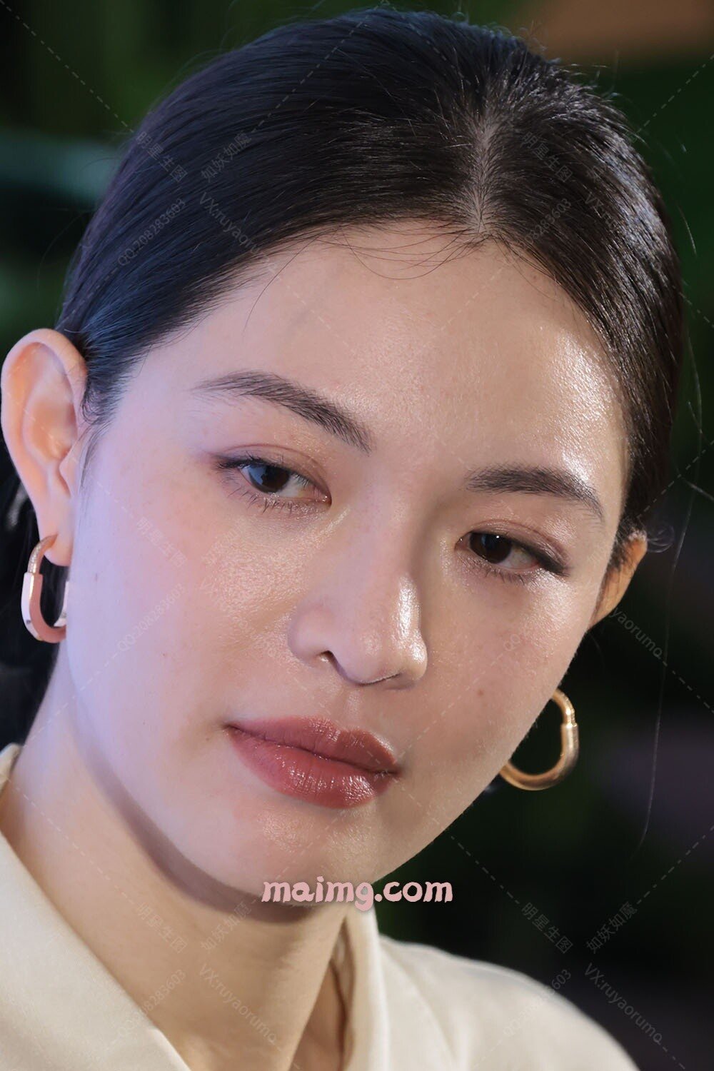 看个活动，被她美到了！👀钟楚曦见面会现场📷​