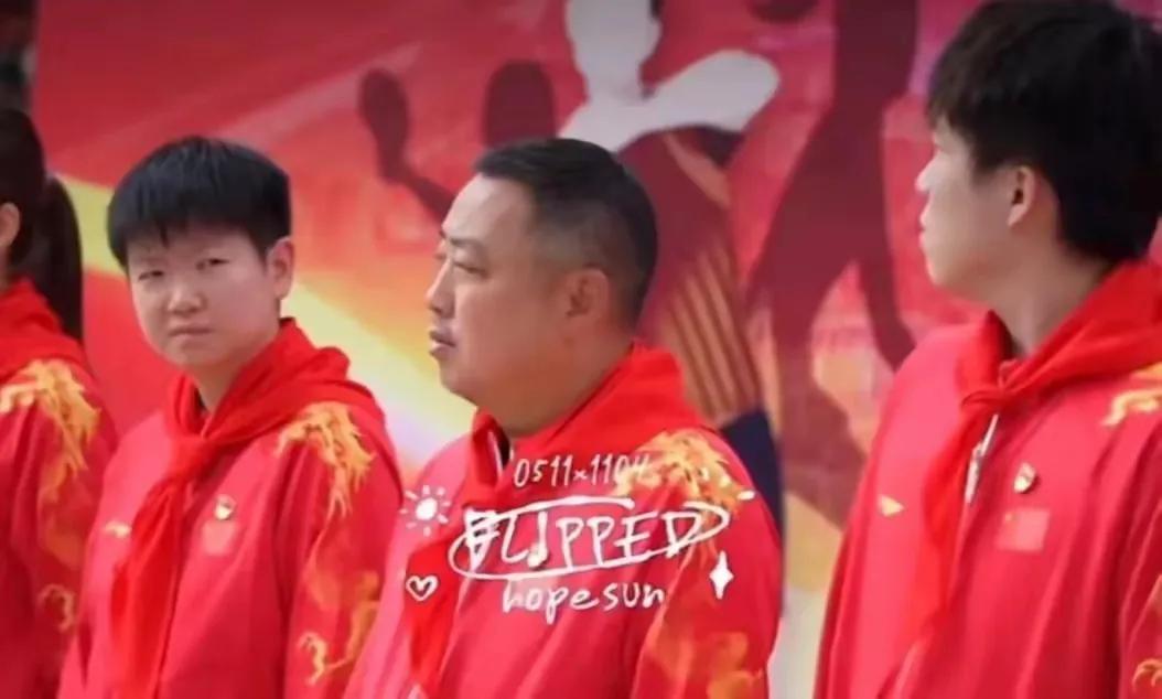 莎头及梁子的心理活动，让人笑不活啦！[捂脸哭]刚刷到这张图片，看到莎头分别站在梁