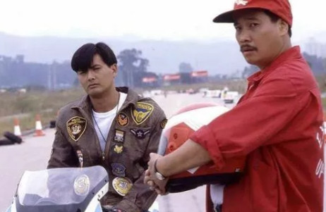 1980年，吴孟达给好友周润发打电话，说：“发哥，借我30w，我有急用。”周润发