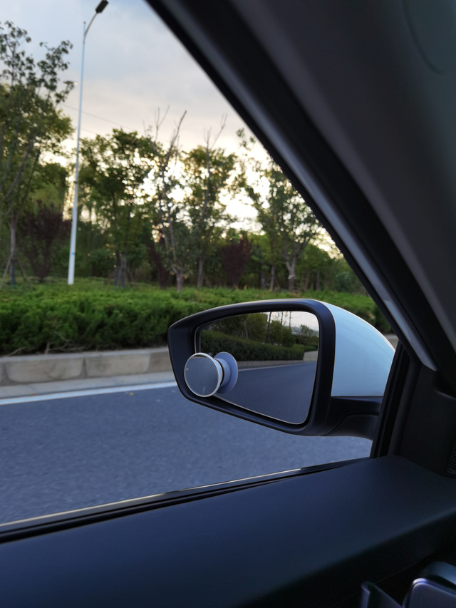 这价格要啥要求帝豪的隔音，隔音嘛，跟我同事的瑞虎就不是一个级别了，我夸张的时候