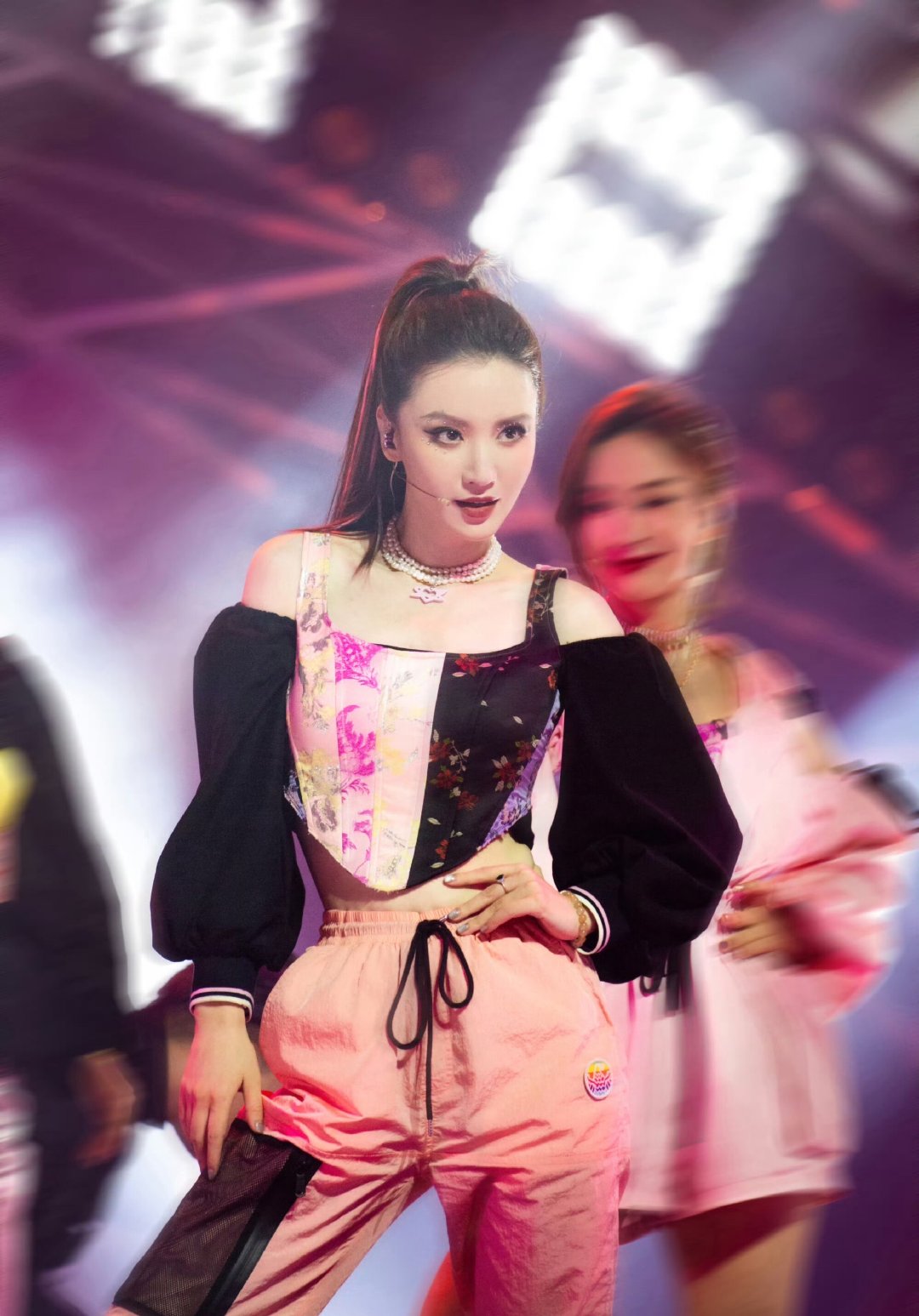 伊能静×张萌×郑希怡#乘风破浪的姐姐##明星靓图#​