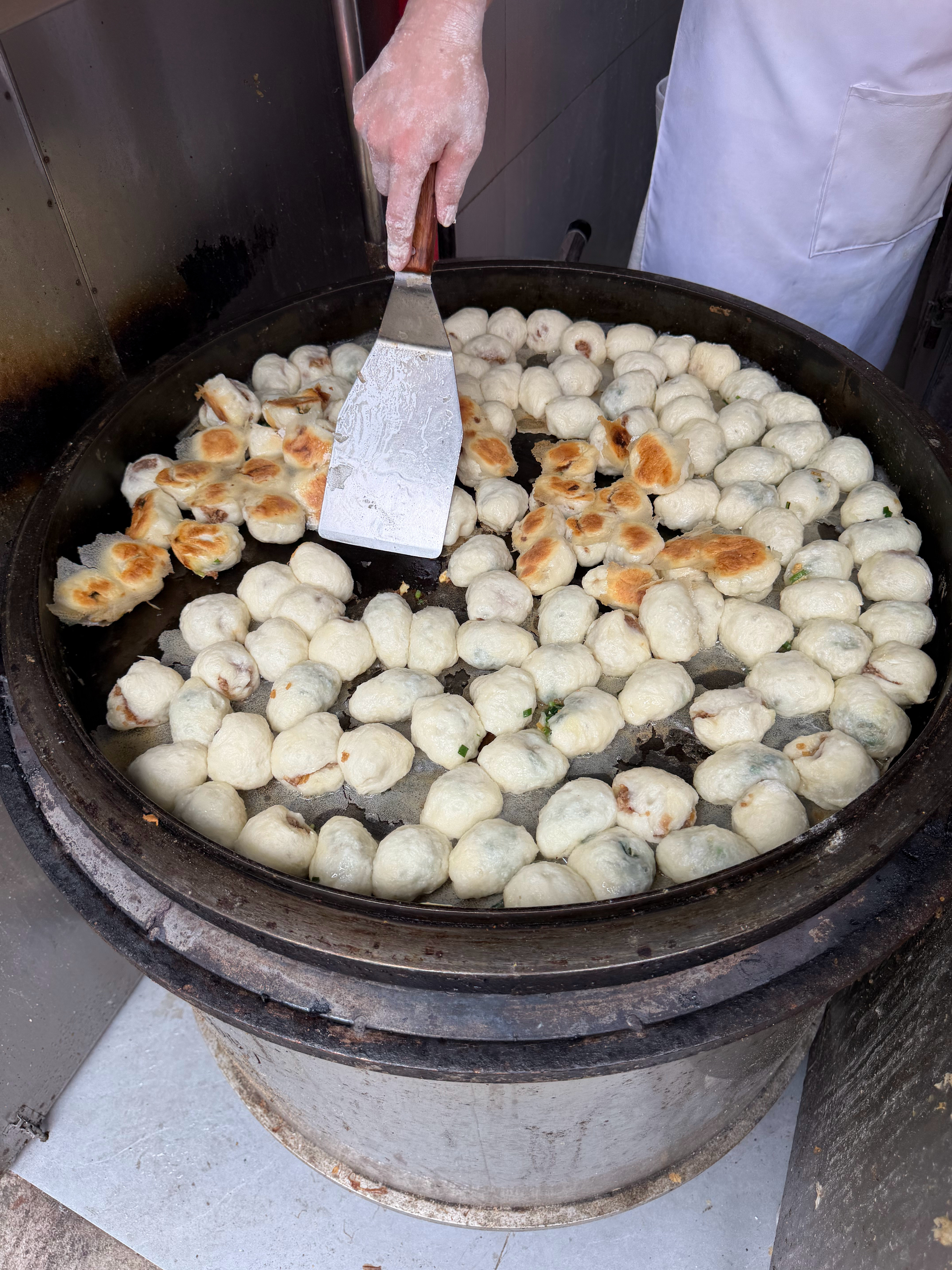 河南水煎包2元5个，早餐行业极具性价比