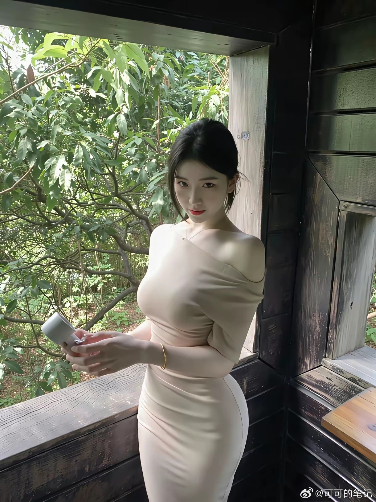 幸福从来都不属于富人，也不属于穷人，属于知足的人。