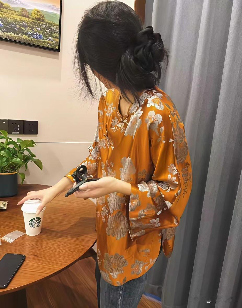 对方把你删除了，你还会纠缠吗绝对不会，只要我发现了，我会立马同样删除，而且不问缘