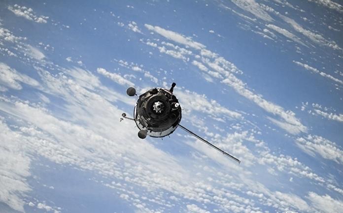 这下真的长脸了！中国科技不仅要向世界顶尖看齐，还要参与太空角逐！这几年来，我