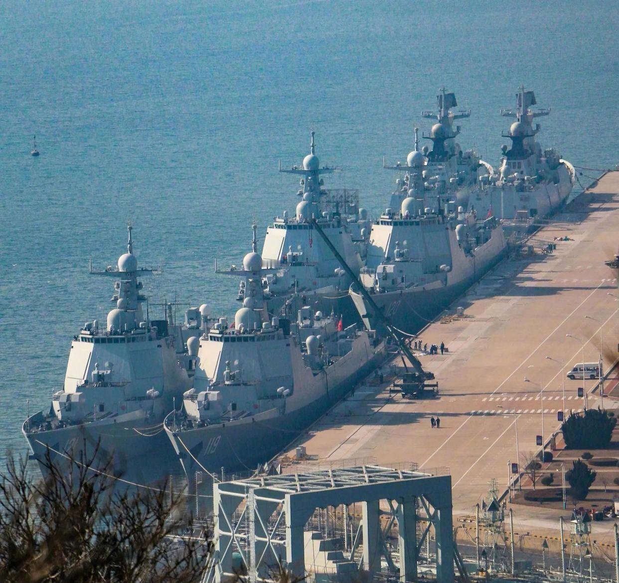 一个驱逐舰支队的8艘大舰，能灭全世界90%的海军吧？日本高官公开道歉中日外交