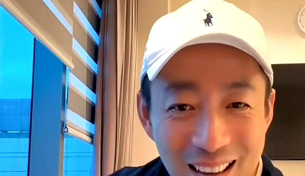 豪门重组家庭的体面，往往不靠血缘维系，全凭那个能随时踩下情绪刹车的人。汪小