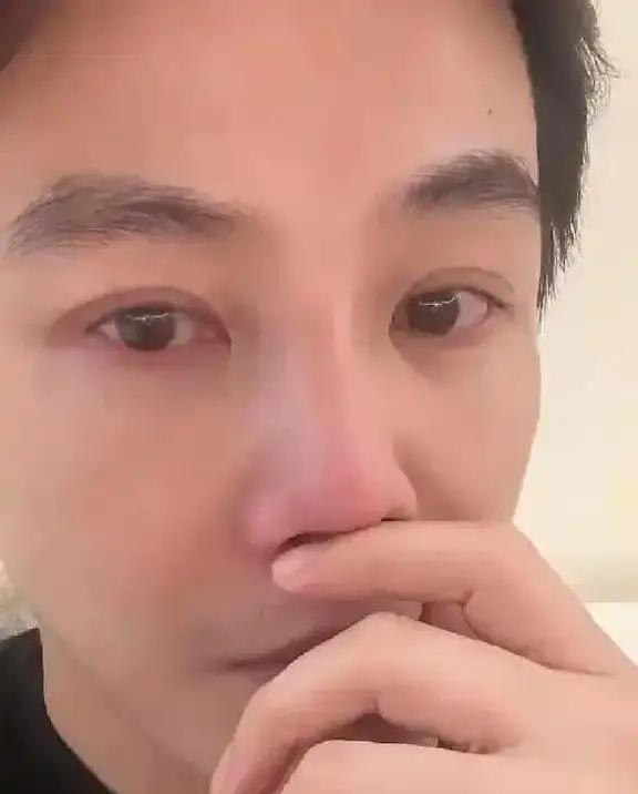 孙坚曾自爆，家里⁠人一直把‏他⁠当提款机。姐姐住月子中心花掉15万，直接记他账﻿