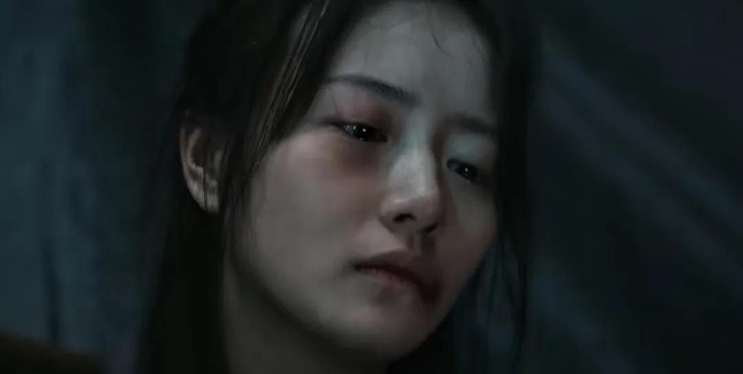 《利剑玫瑰》只差一步，那个一心备考四级的大学生郑微微，差点就要跟大家说再见了！
