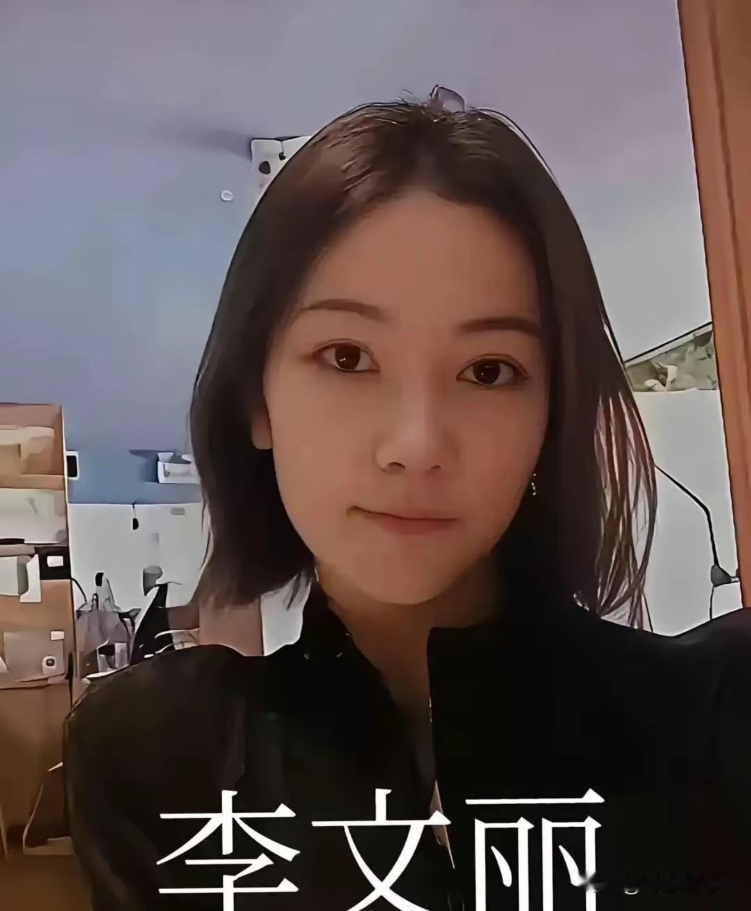 26岁的郑州夜班护士李文丽，已经五天联系不上了。直到哥哥在她枕头底下找到一张遗书