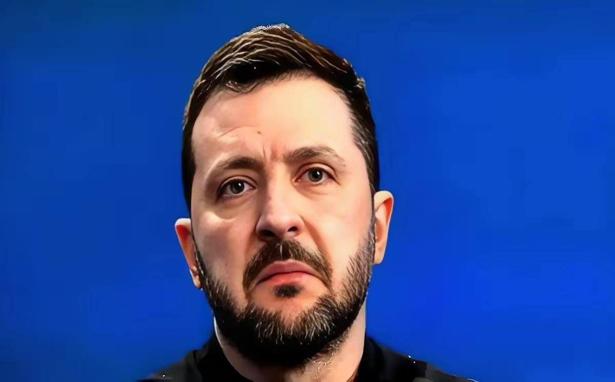 刚下飞机的瞬间，整个人都傻了！停机坪上连个人影都没有，说好的接机队伍全不见踪影。