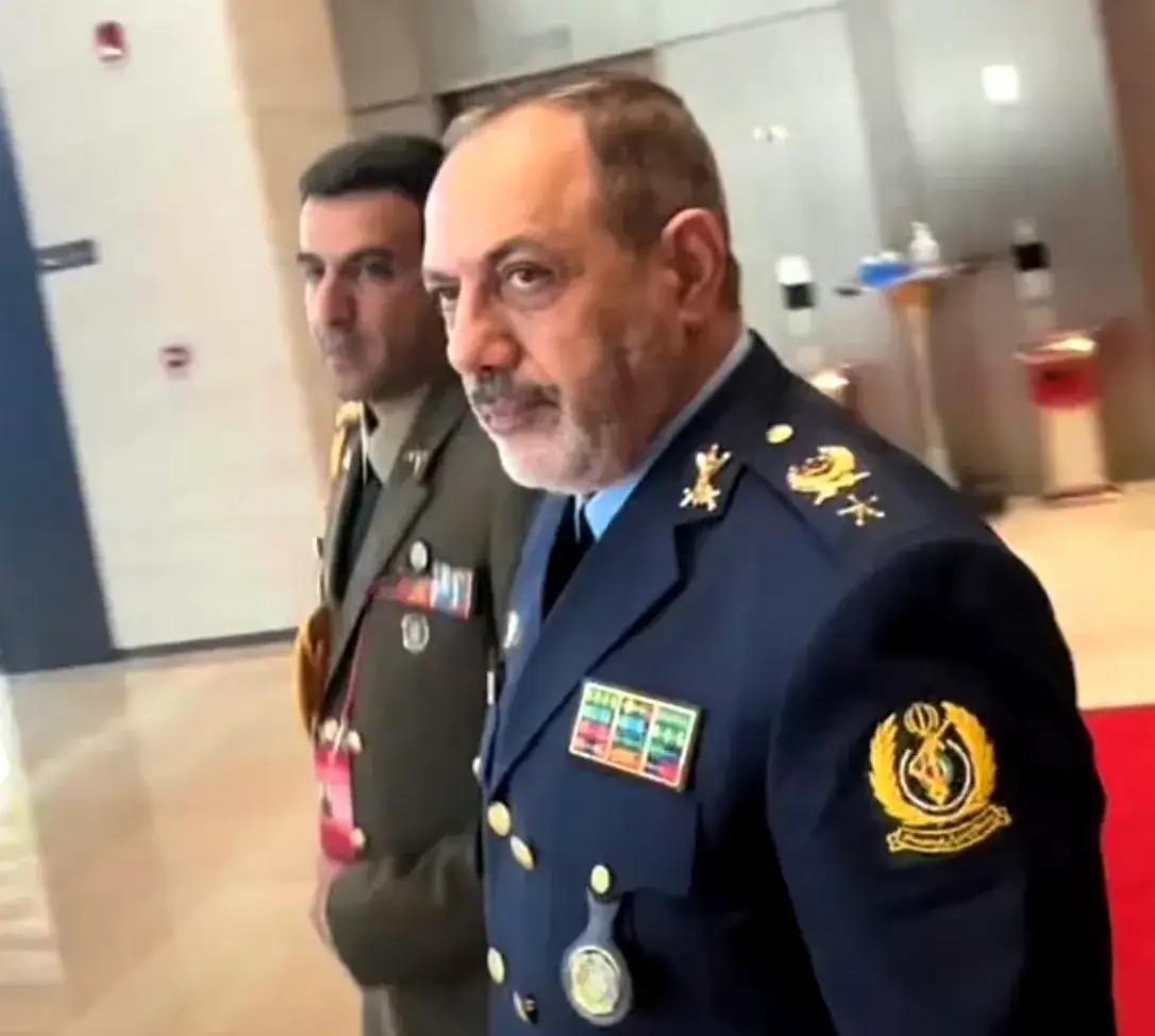 【太过天真】伊朗一名知情官员1月14日表示，美国从卡塔尔乌代德空军基地撤离部分