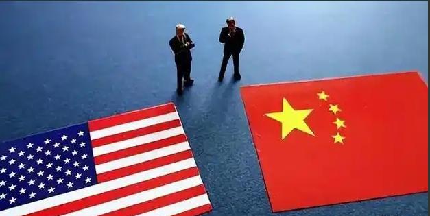 “这一次，拼的已经不是谁工资更低，而是谁的工业底子更厚！”凤凰卫视资深评论员石齐