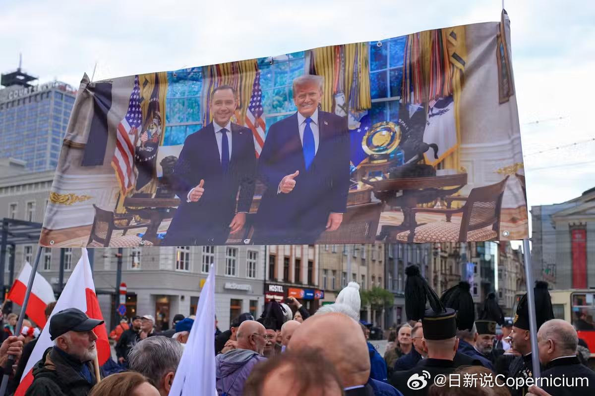 【波兰亲特朗普候选人胜选：欧盟东翼疑欧潮或冲击乌克兰援助】▶纳沃茨基的当选，为欧